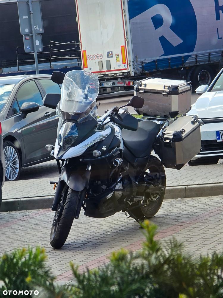 Suzuki V-STROM - 3