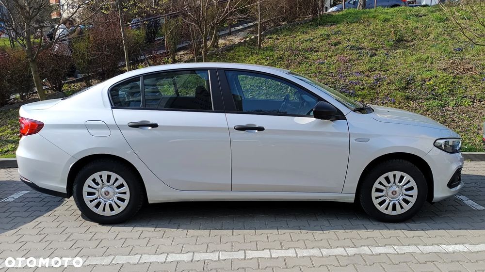 Fiat Tipo 1.0 T3 - 4