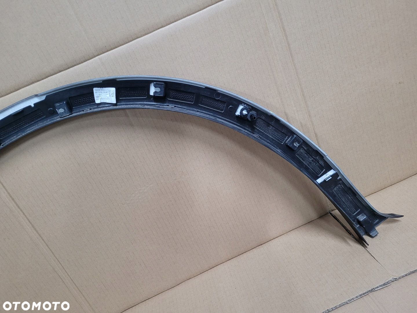 FORD KUGA MK3 ST LISTWA BŁOTNIKA LEWY TYŁ SZARA HL NV4B-S286D03-ABW - 6