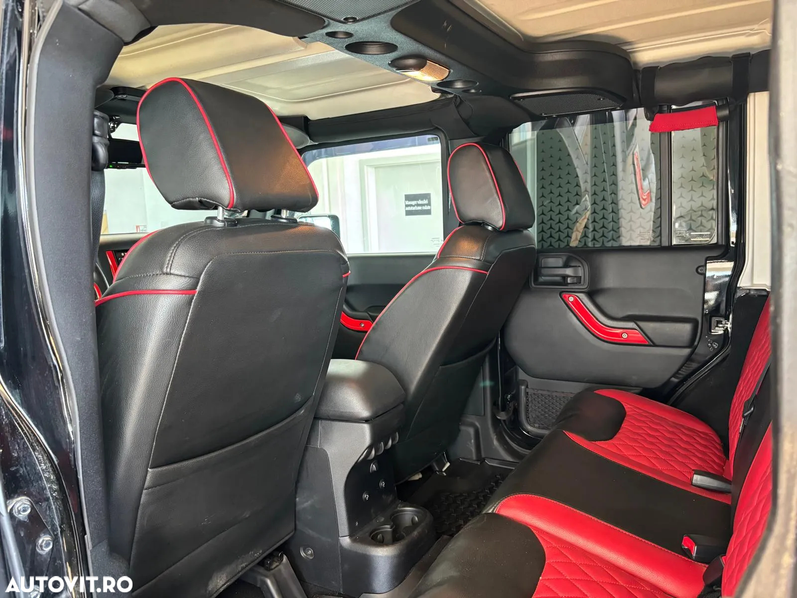 Jeep Wrangler Unlimited 3.6 V6 AT Rubicon - 21