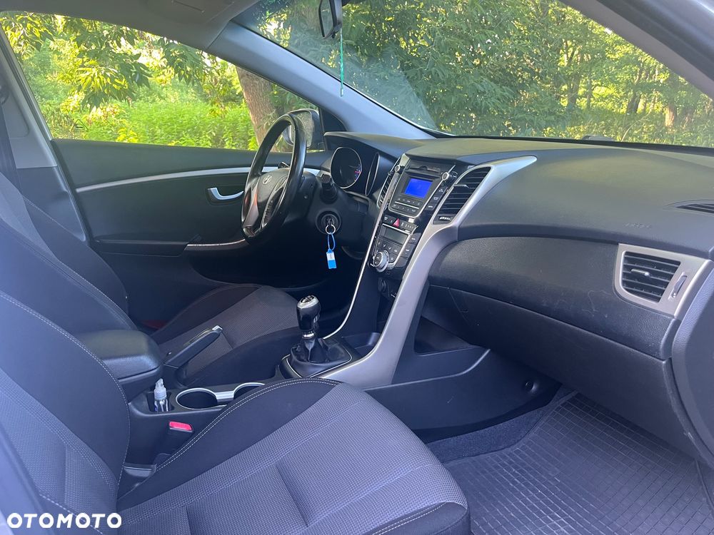 Hyundai i30 1.6 CRDi Comfort - 9