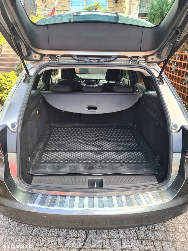 Opel Astra 1.4 T Dynamic - 13