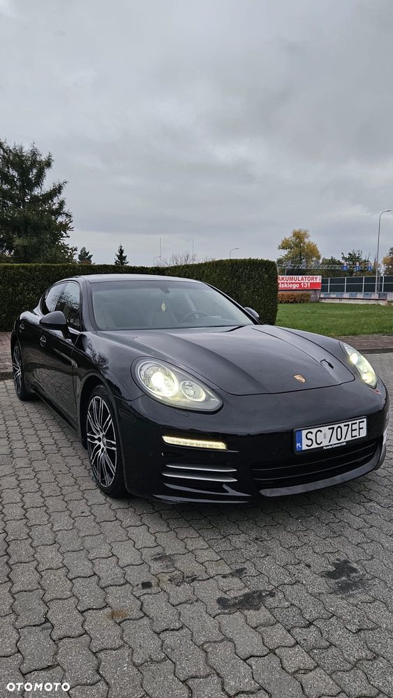 Porsche Panamera 4 PDK Edition - 32