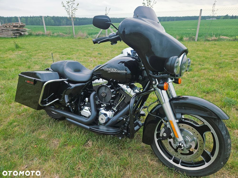 Harley-Davidson Touring Street Glide - 1