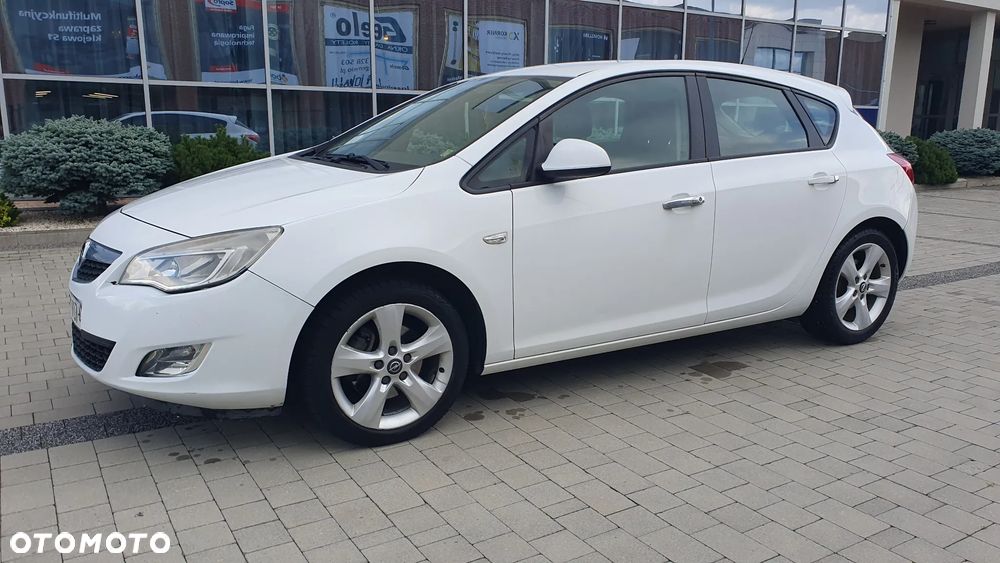 Opel Astra - 2