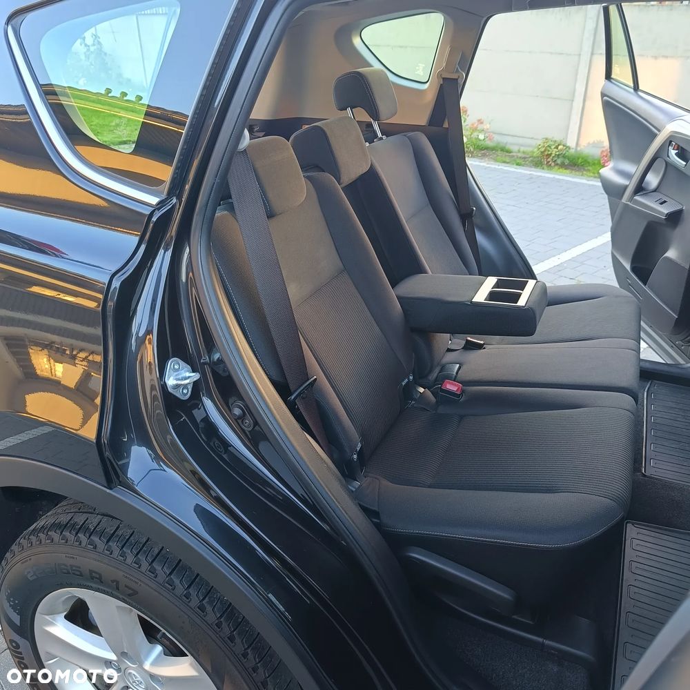 Toyota RAV4 - 24