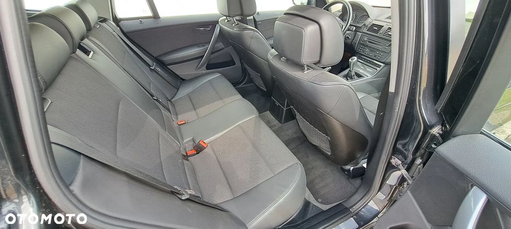 BMW X3 xDrive18d Limited Sport Edition - 8