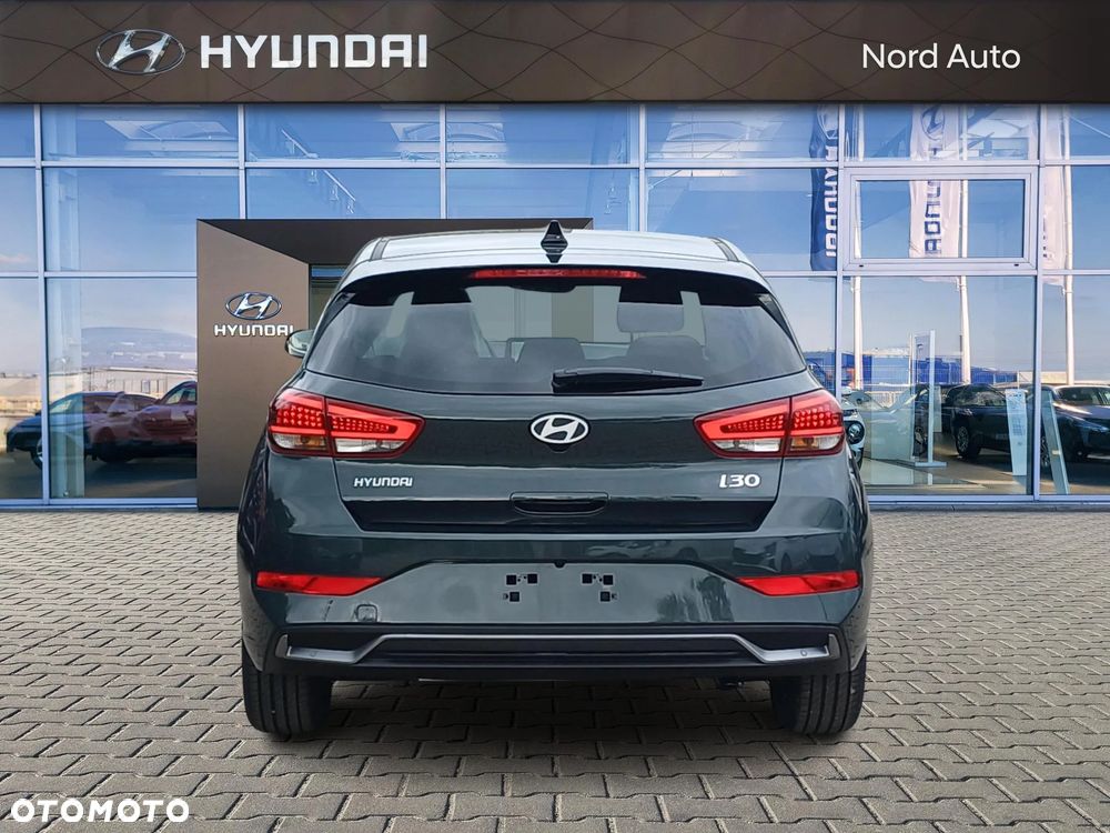 Hyundai i30 1.5 T-GDI 48V Smart - 4