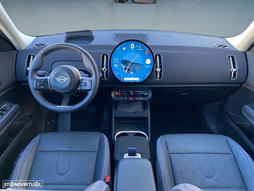 MINI Countryman D Classic M — fotografia 4