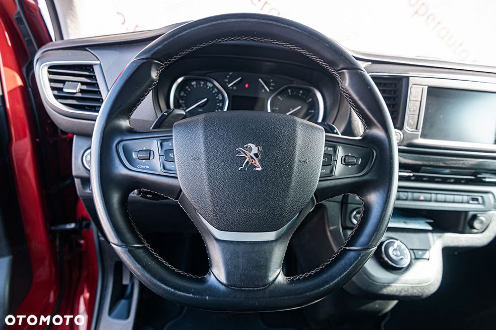 Peugeot Traveller - 21