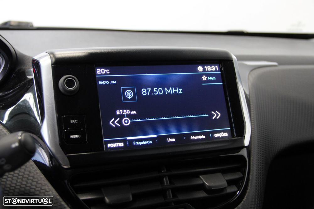 Peugeot 208 1.2 PureTech Style - 16