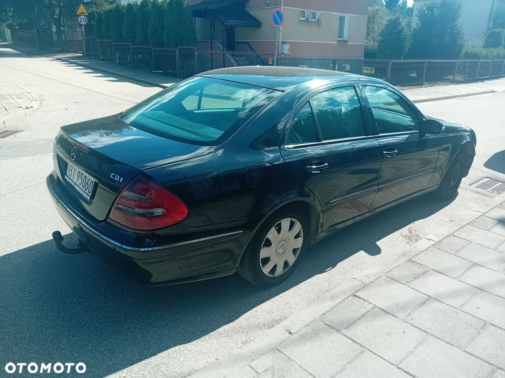 Mercedes-Benz Klasa E 220 CDI Classic - 5
