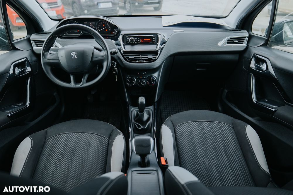 Peugeot 2008 PureTech 82 Access - 14