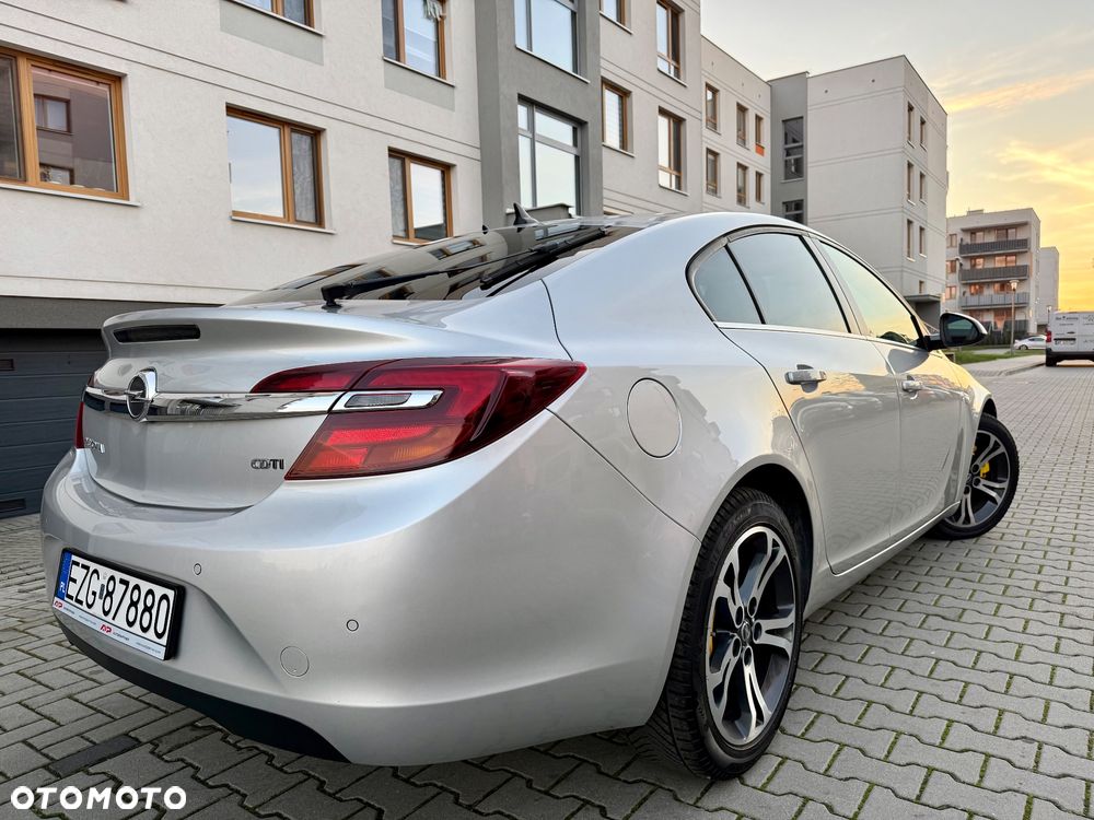 Opel Insignia 2.0 CDTI Cosmo - 3