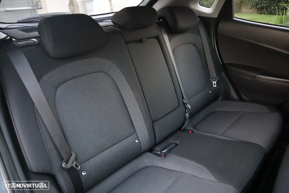 Hyundai Kauai EV 64 kWh Premium+LED - 25