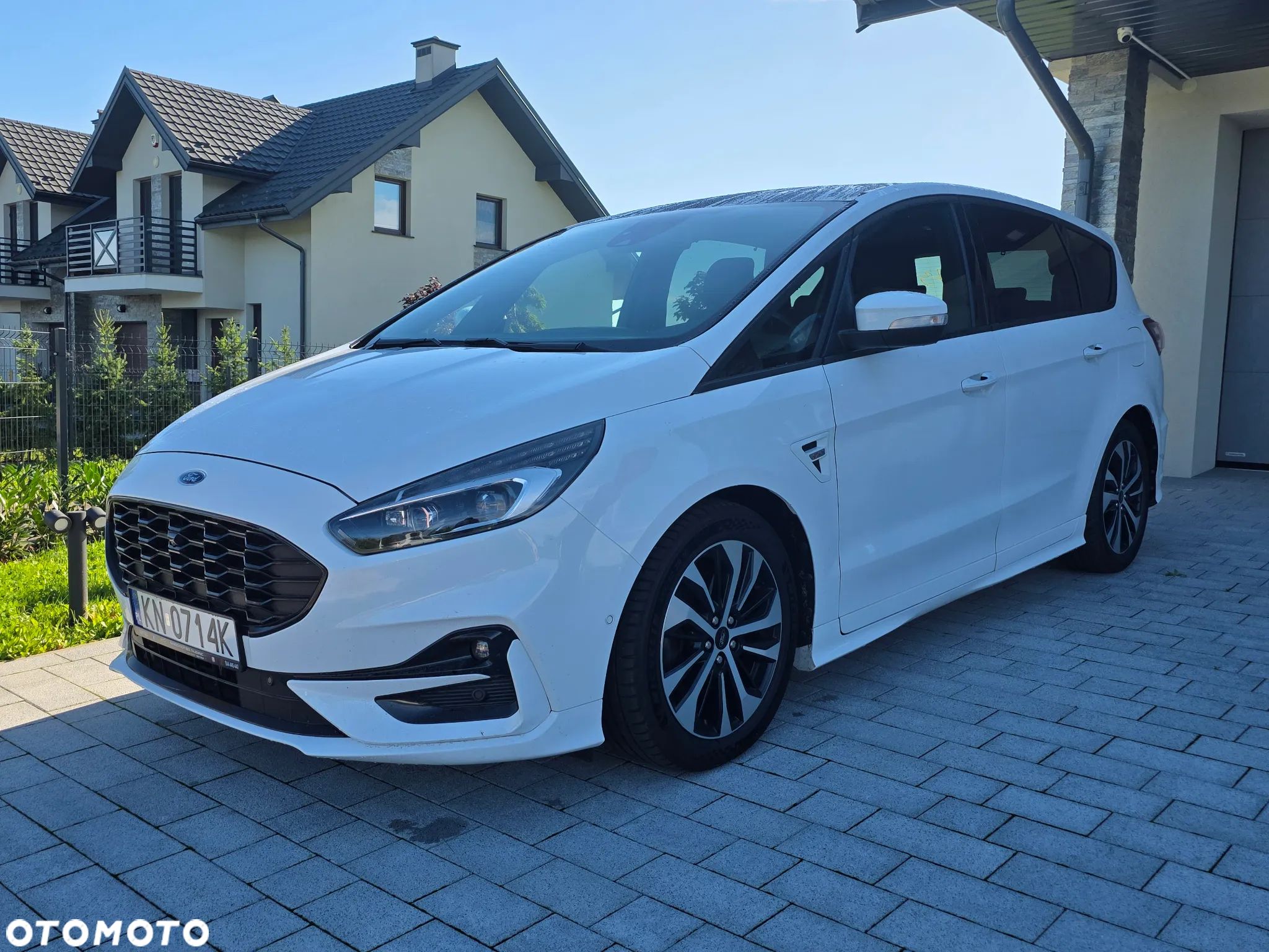 Ford S-Max 2.5 Duratec FHEV (7-Sitzer) ST-LINE - 1
