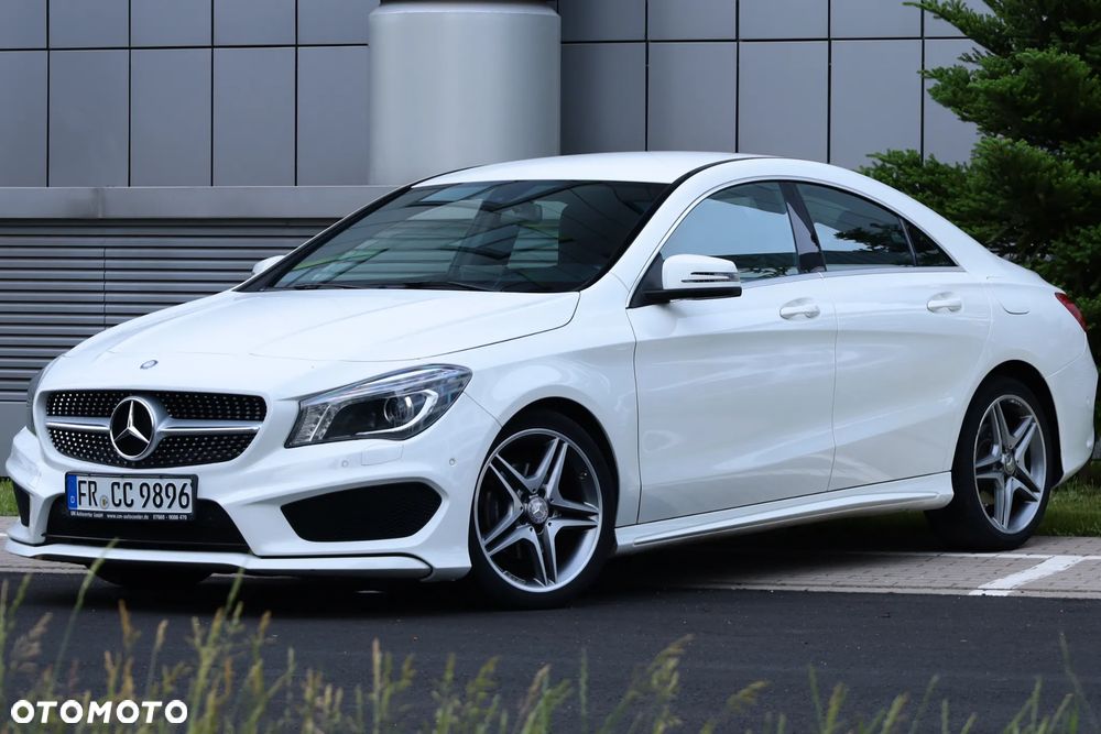 Mercedes-Benz CLA 180 AMG Line - 6
