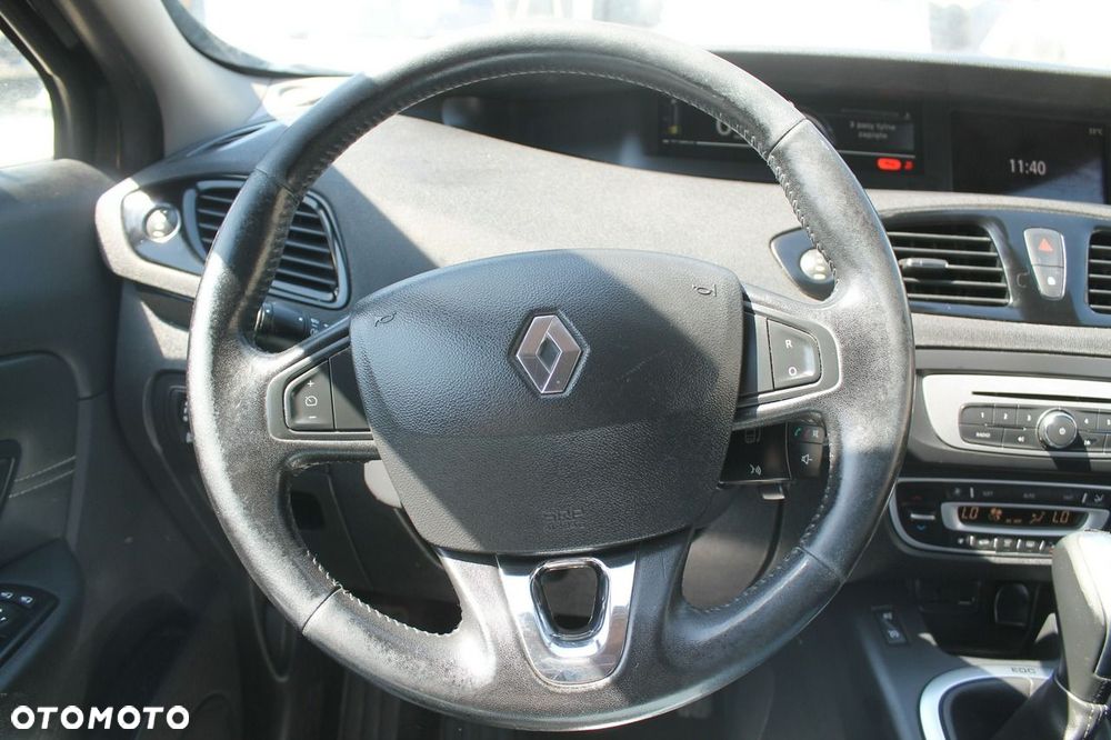 Renault Grand Scenic - 13