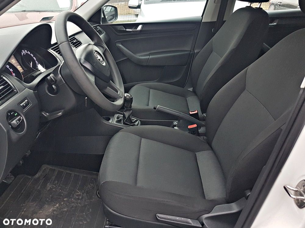 Skoda RAPID 1.6 TDI DPF Active - 14