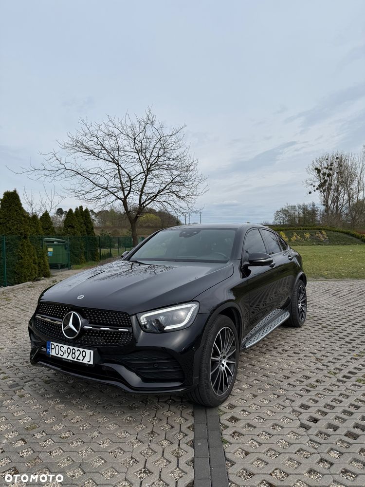 Mercedes-Benz GLC 300 d 4Matic 9G-TRONIC AMG Line - 4