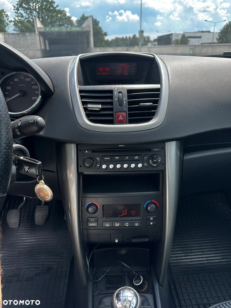 Peugeot 207 1.4 16V Trendy - 13