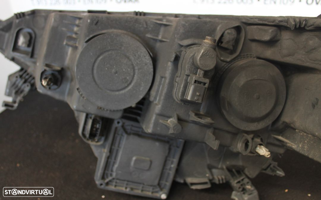 Farol Renault Megane IV - 2