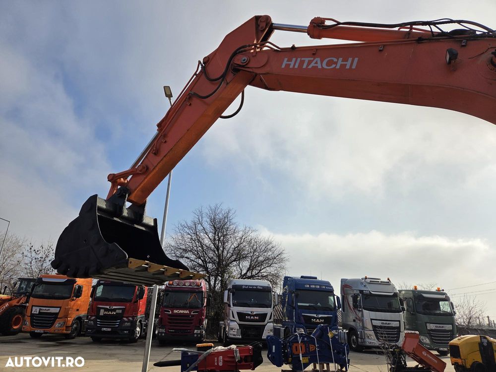 Hitachi ZX350-6, 2019, 12.535h, cupa NOUA 2,2mc, Masa operationala 36,3t, 3 pompe hidr HITACHI, ad sapare 8m, inst picon, lant 90% ok doar 293h mars, camera spate si laterale, AC, ridica 22 tone, posibilitate leasing 4 ani-STARE BUNA-PROMOTIE 83.900 EUR+Tva - 29