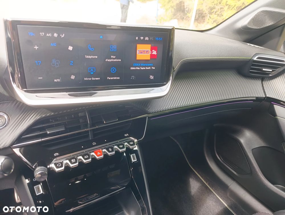 Peugeot 208 PureTech 100 EAT8 GT Pack - 17