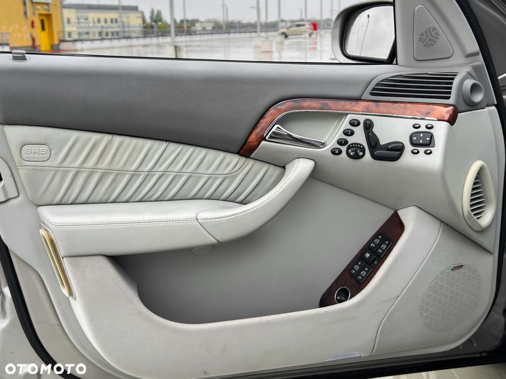 Mercedes-Benz Klasa S 500 4-Matic - 14