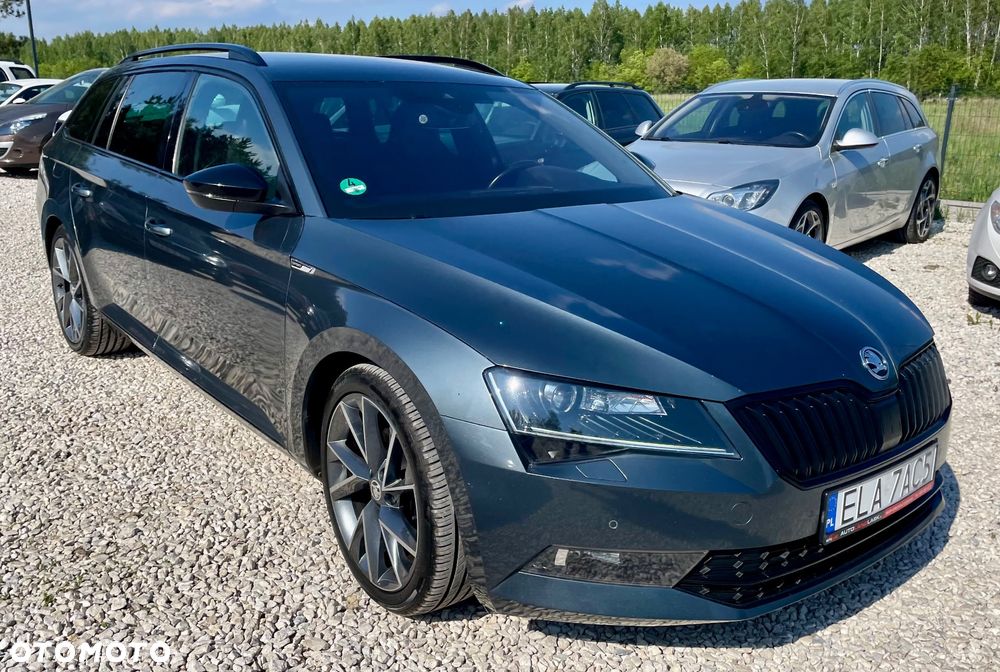 Skoda Superb 2.0 TDI DSG Sportline - 5