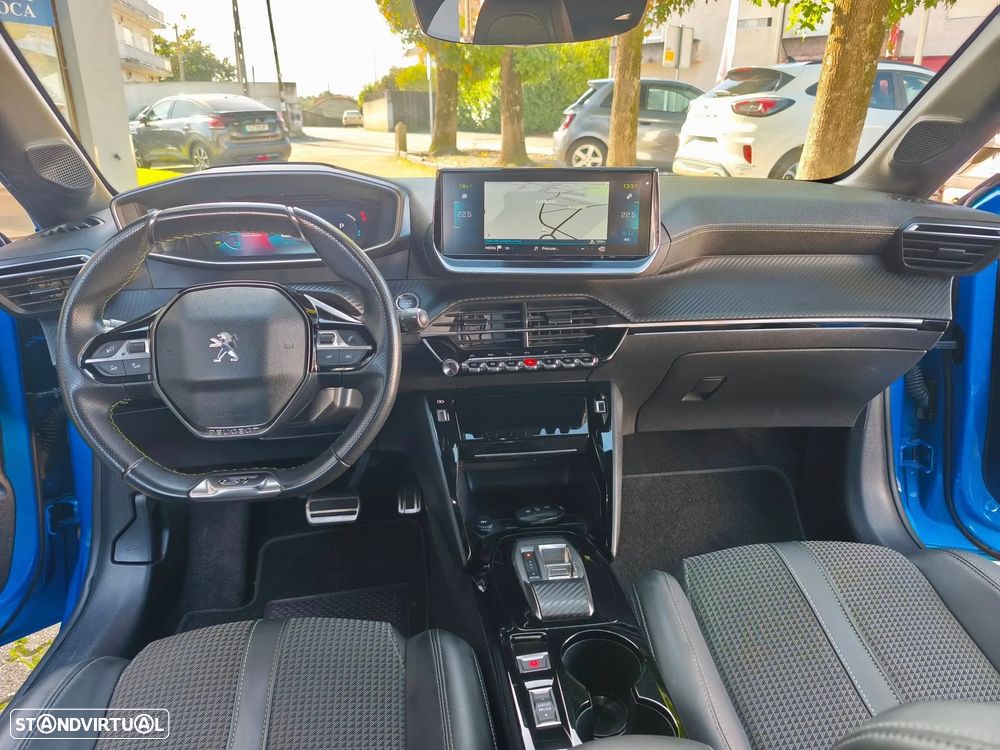 Peugeot e-208 50 kWh GT Pack - 24