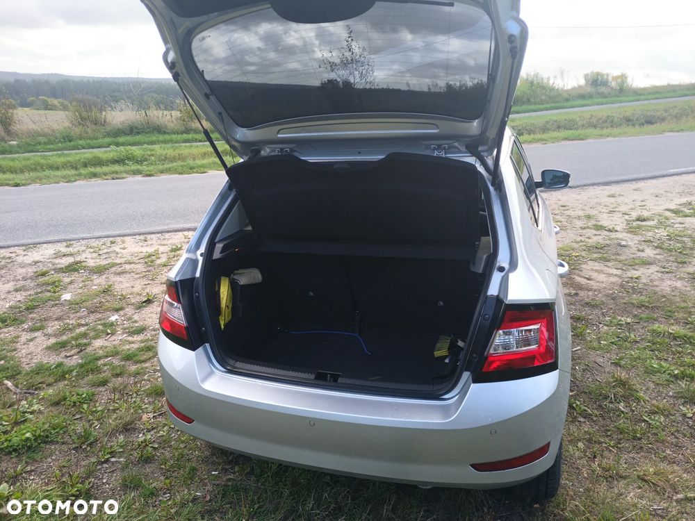 Skoda Fabia 1.0 Ambition - 10