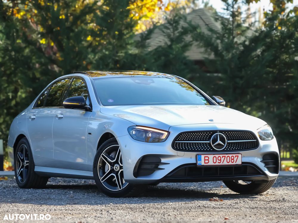 Mercedes-Benz E 300 9G-TRONIC AMG Line - 1