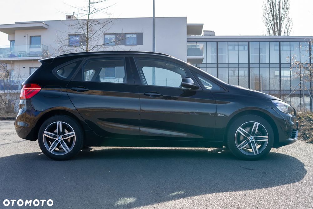 BMW Seria 2 218i Sport Line - 9