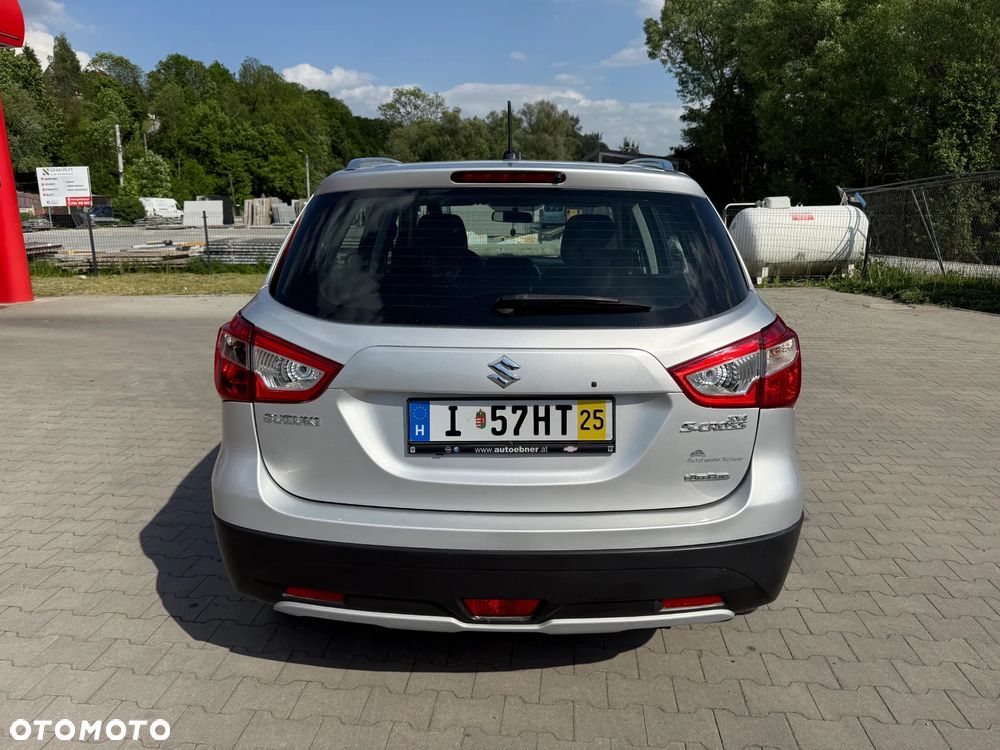 Suzuki S-Cross - 4