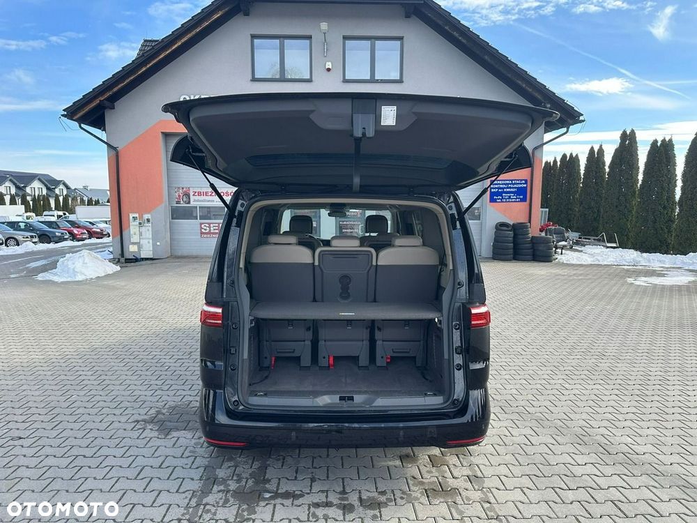 Volkswagen Multivan - 23