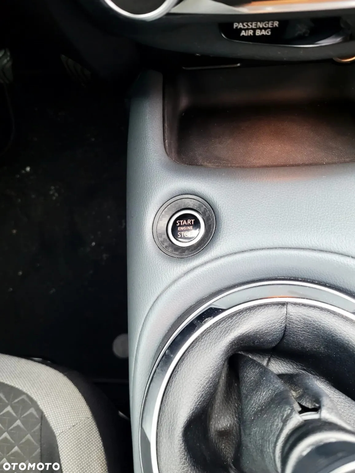 Nissan Juke 1.0 DIG-T N-Connecta - 28