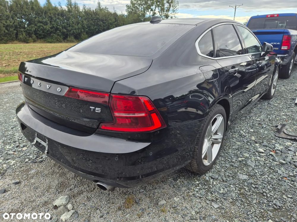 Volvo S90 T5 Momentum - 8