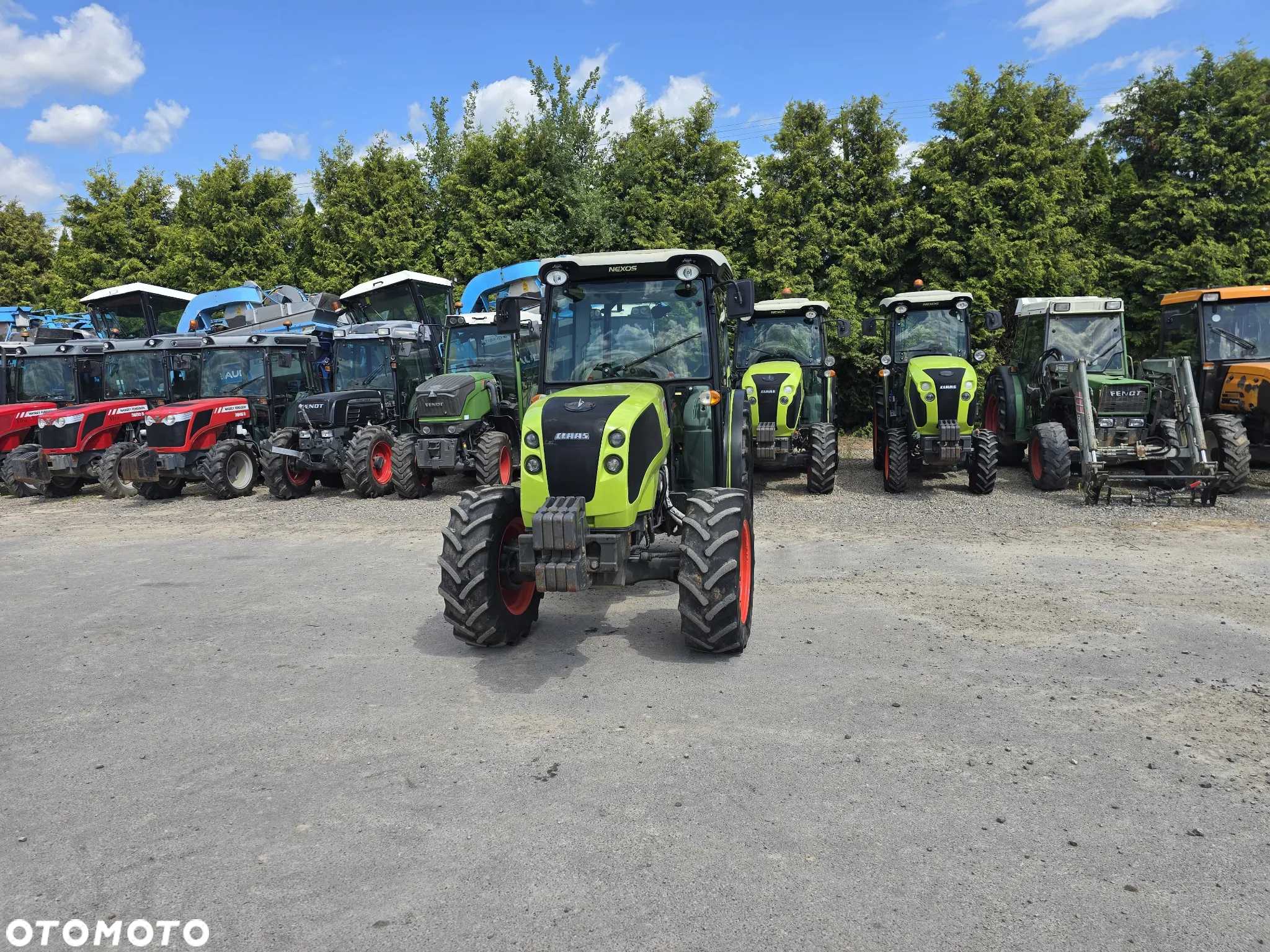Claas Nexos 230F - 4