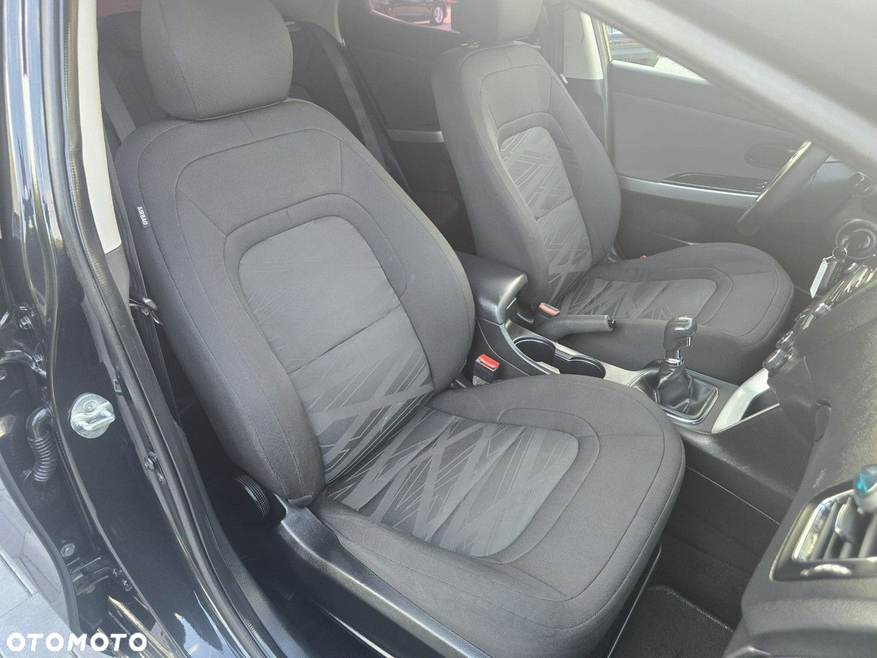 Kia Ceed - 14