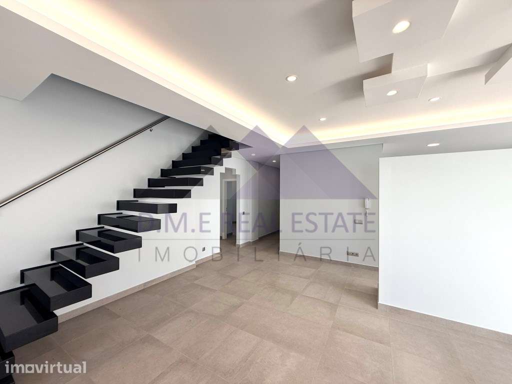 Moradia Moderna T6 em Castro Marim - Conforto, Espaço e Qualidade d... - Grande imagem: 5/43