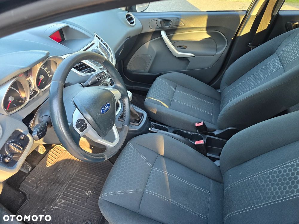 Ford Fiesta 1.25 Ghia EU5 - 10