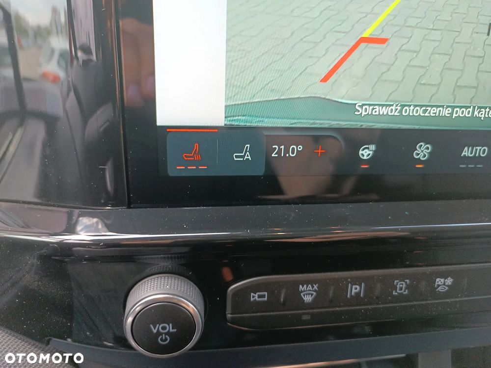 Ford Tourneo Custom 2.0 EcoBlue L2 Titanium SelectShift - 19