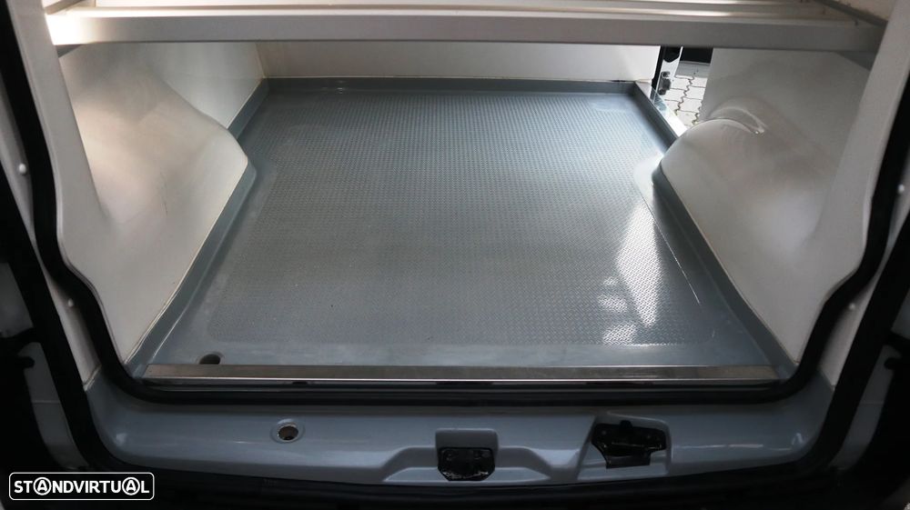 Renault Kangoo 1.5 dci 95 Frigorifica + frio parque - 8
