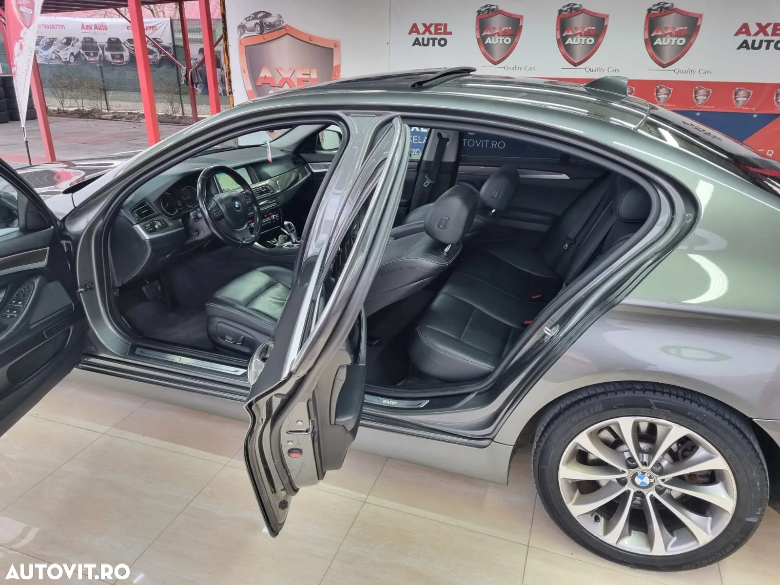 BMW Seria 5 520d xDrive - 30