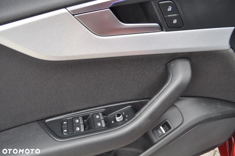 Audi A4 Avant 2.0 TDI sport - 30