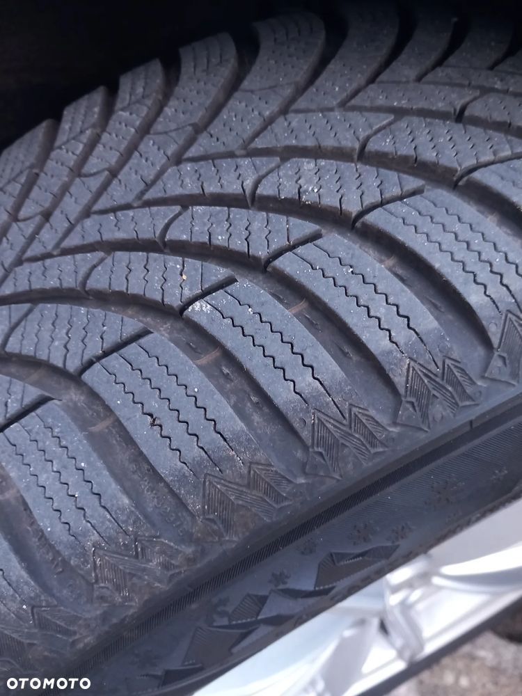 BMW Seria 5 520d Sport Line - 19