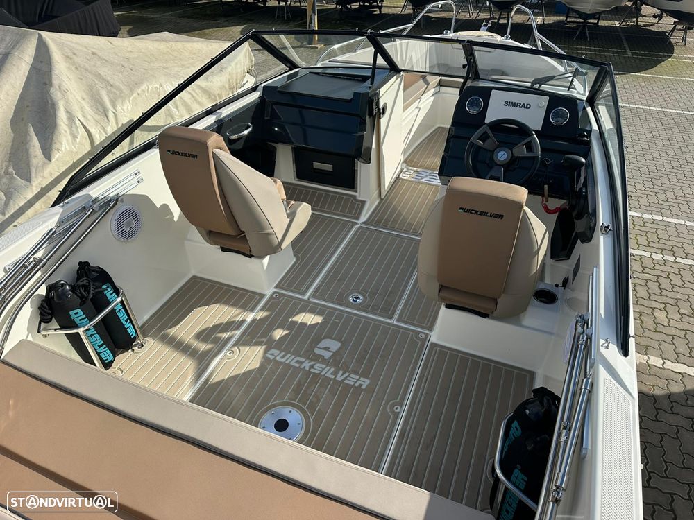 Quicksilver Activ 605 Bowrider - 4