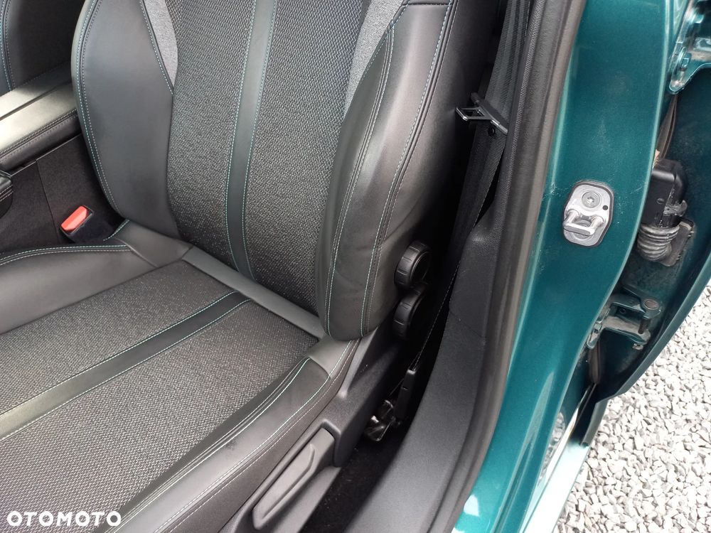 Peugeot 308 BlueHDi 130 EAT8 Stop & Start Allure Pack - 36