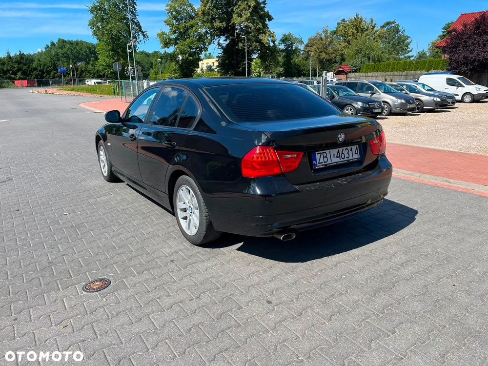 BMW Seria 3 316d - 12